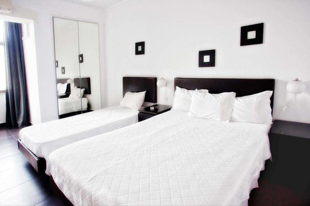 Residencial Principe Guest House Barreiro  Zewnętrze zdjęcie
