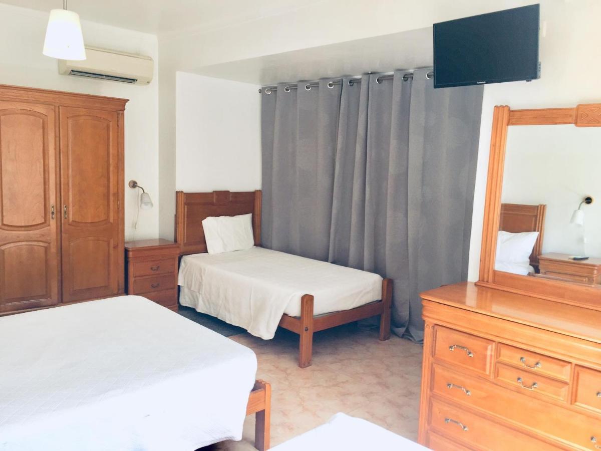 Residencial Principe Guest House Barreiro  Zewnętrze zdjęcie